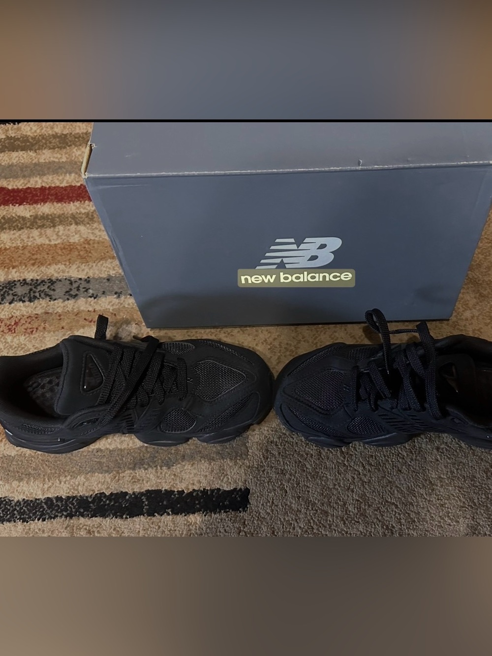 New Balance Kids' Black Athletic Sneakers 5.5 youth/ 7 women